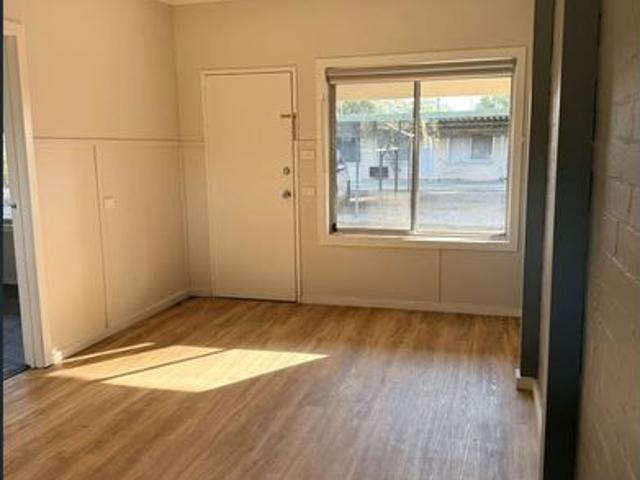 Renovated One Bedroom Unit