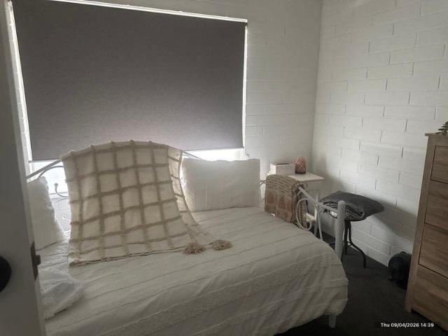Renovated One Bedroom Unit