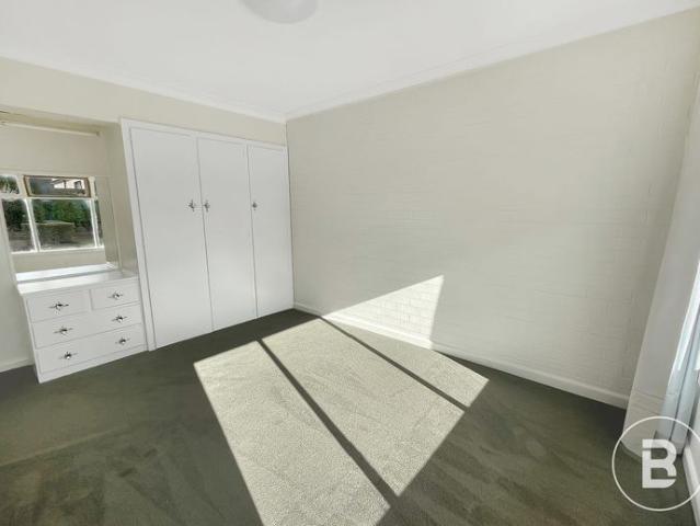 RENOVATED ONE BEDROOM UNIT IN PRIME LOCATION