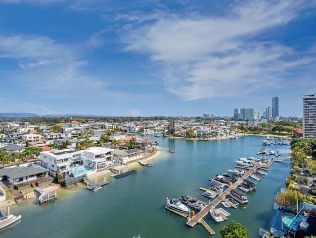 Renovated Oversized Apartment Residential Only & Tightly Held Owner Relocating Will Be Sold!