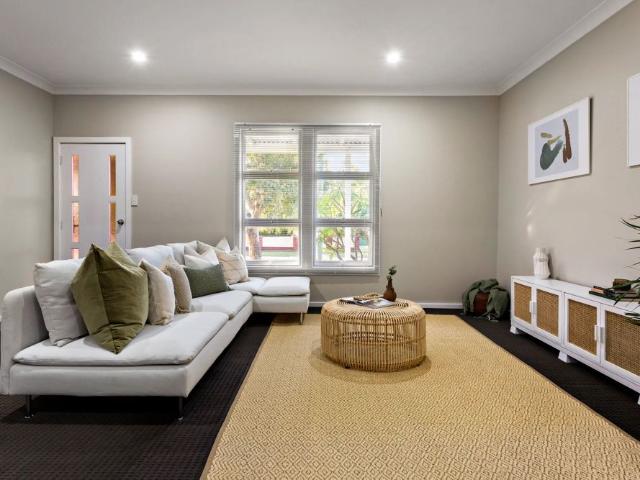Renovated, Low Maintenance, Cottage Home