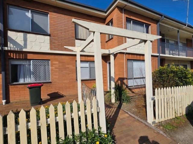 Renovated low maintenance living