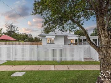 Renovated, Low Maintenance Living in the Heart of Boondall