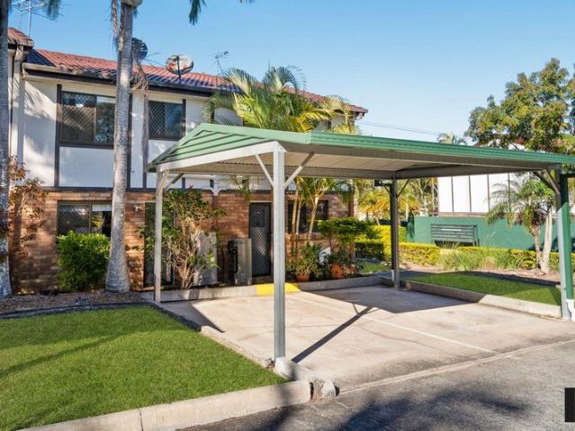 Renovated, Low Maintenance Living in a Convenient Woodridge Location