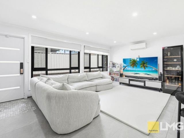 RENOVATED LIDCOMBE FAMILY HOME