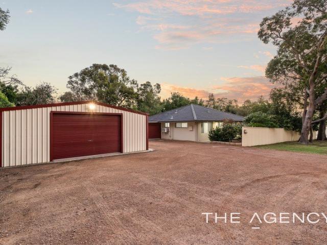 Renovated Lifestyle Living with Room for Every Dream!