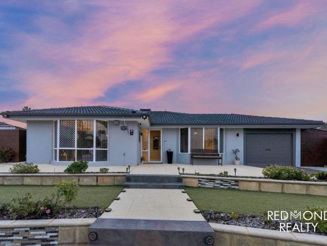 RENOVATED LUXURY, RESORT STYLE LIVING & HUGE R20/R60 680SQM BLOCK!