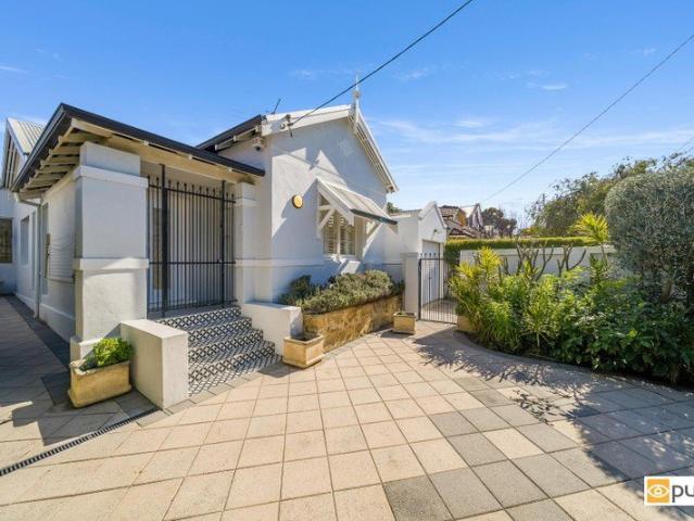 RENOVATED MOUNT HAWTHORN CHARACTER WITH POOL