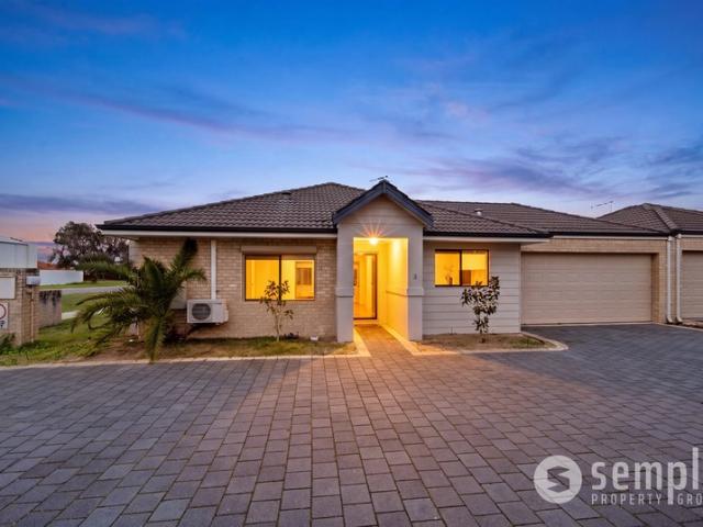 Renovated & Move In Ready, Just 500m to the Beach