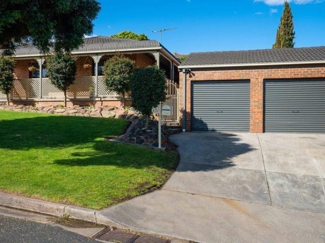Renovated & Modern Home on Quicks Hill