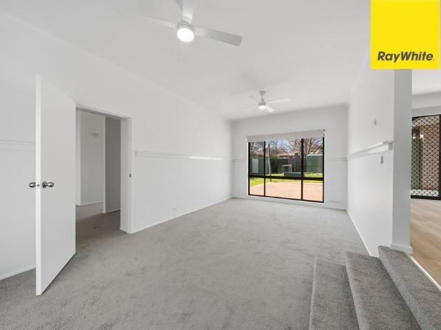 Renovated & Modern in Monash