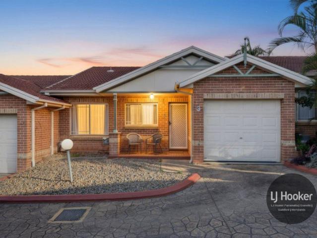 RENOVATED NORTH FACING VILLA IN A CONVENIENT LOCATION