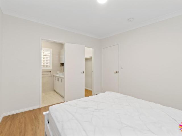 RENOVATED SEMI FURNISHED APARTMENT ON A STUNNING STREET