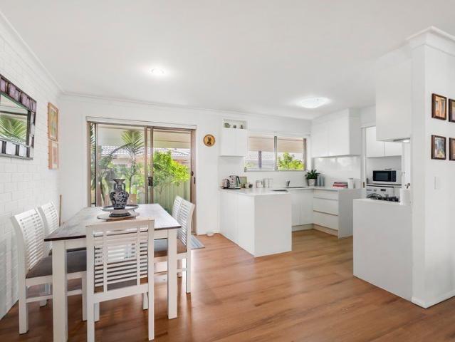 Renovated Single Level Living Moments from Beach & Cafes