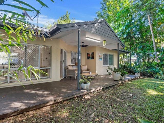 Renovated Single Level Villa Secure, Low Maintenance Living Argyle Gardens