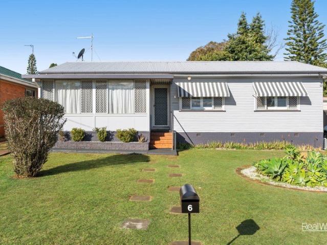 Renovated, Spacious & Ready to Enjoy
