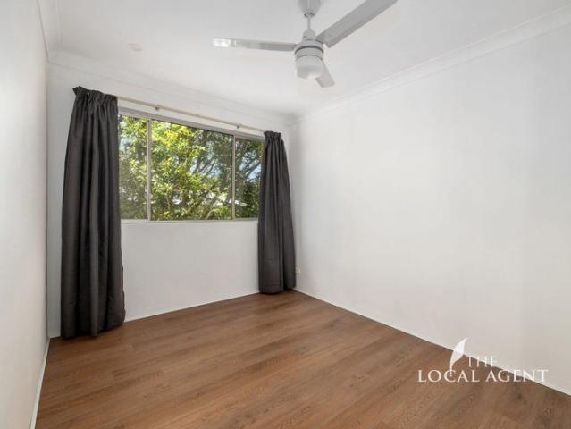 RENOVATED SPACIOUS UNIT!