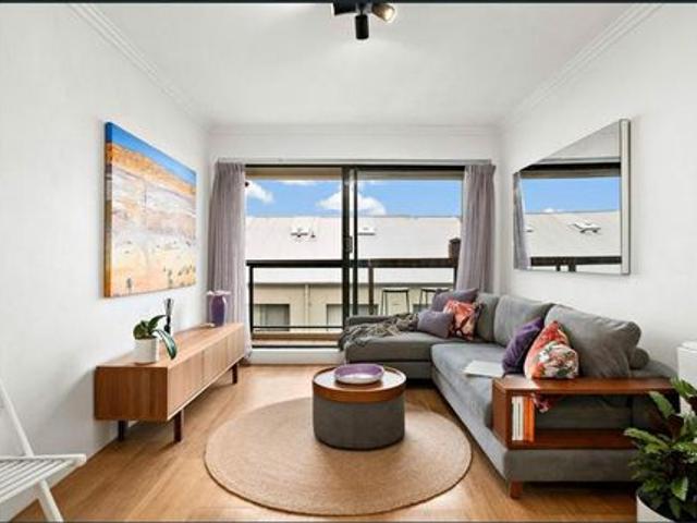 Renovated Split Level Living with Harbour Views & Lock Up Garage