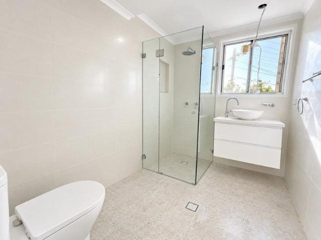 RENOVATED STUDIO IN CONVENIENT LOCATION