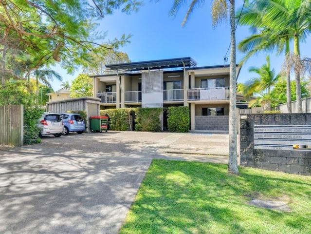 RENOVATED STUDIO IN THE HEART OF NUNDAH
