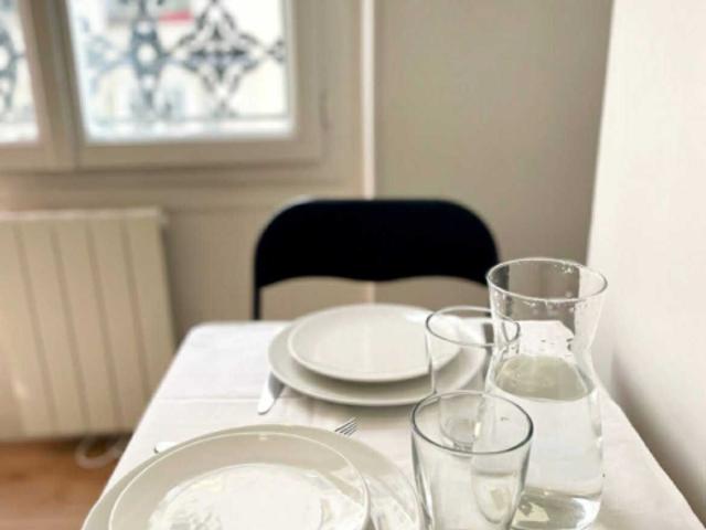 Renovated studio in the heart of Paris in Montorgeuil between Marais and Opéra