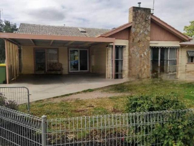 Renovated Studio Unit set in quiet location