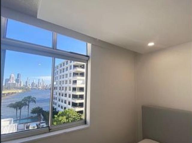 Renovated Studio with Amazing Views Furnished