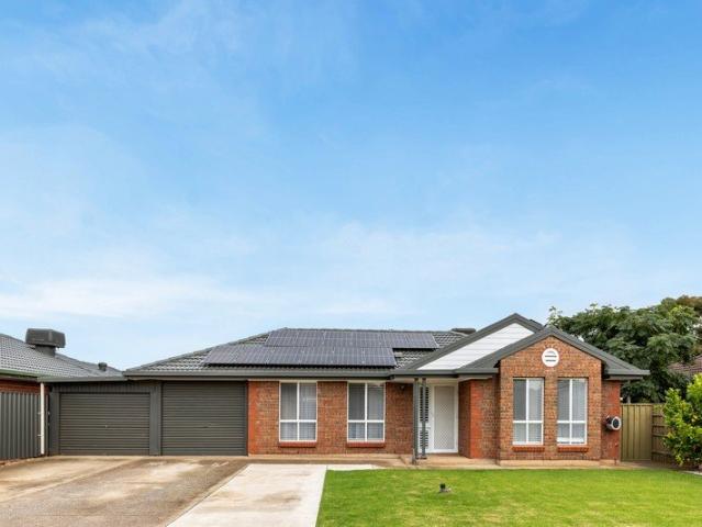 RENOVATED, STUNNING,STYLISH 4 BEDROOM FAMILY HOME