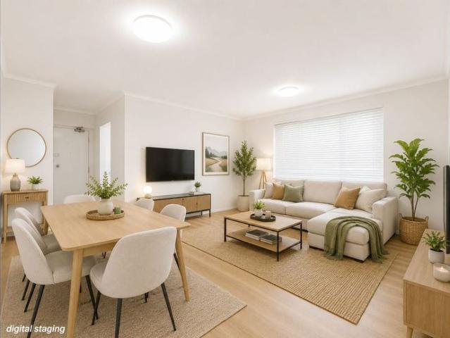 Renovated Stunning Two Bedroom Unit