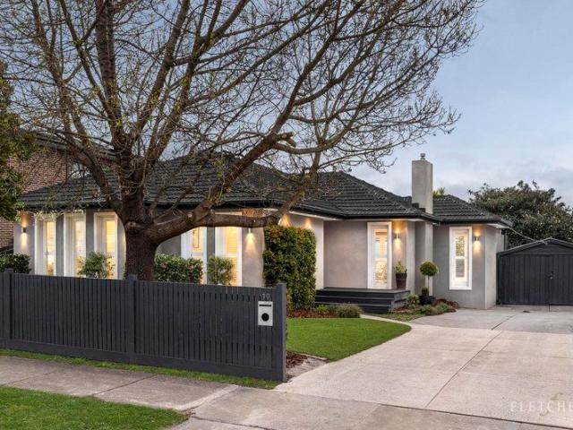 Renovated Style, Effortless Living and an Entertainer's Backyard