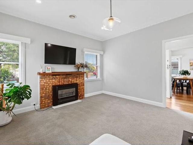 Renovated Style in a Convenient Ballarat East Location