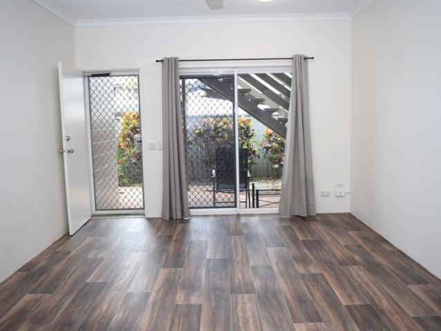 RENOVATED, PEACEFUL, GROUND FLOOR UNIT – PRIVATE COURTYARD