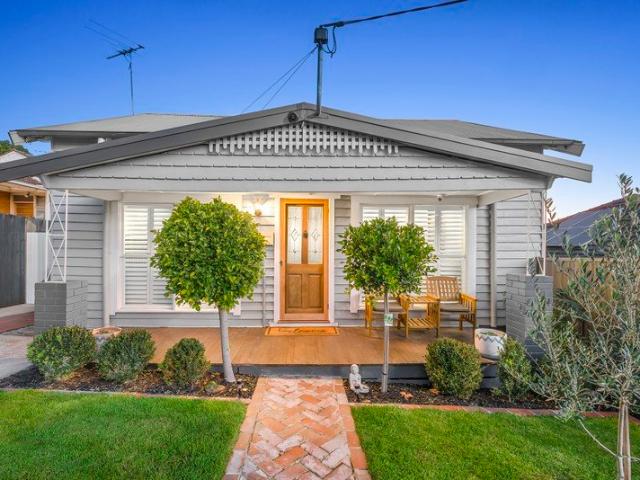 Renovated Period Charm on its Own Parcel