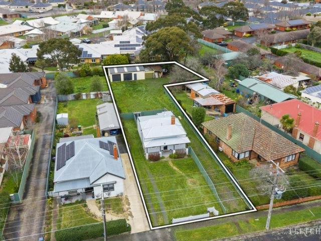 Renovated Period Home with 1,230m² of Land and Shedding with Future Potential
