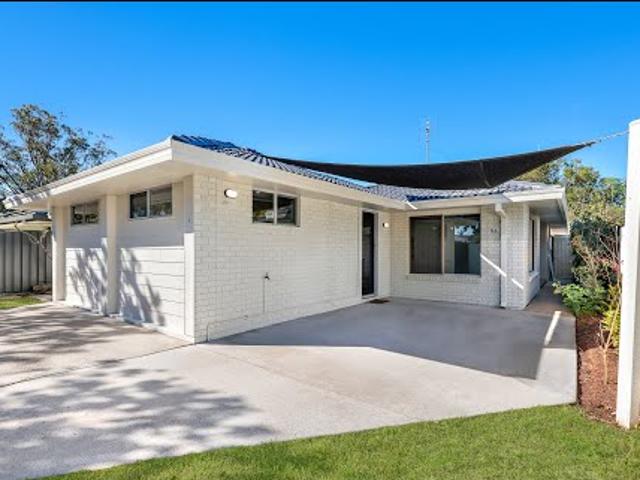 Renovated property in the heart of Runaway Bay!