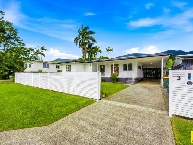 Renovated Queenslander Style Cottage. absolutely gorgeous!