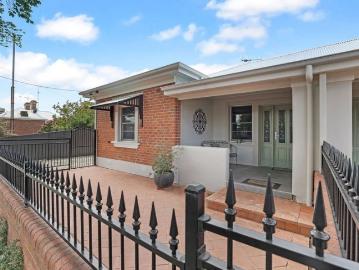 RENOVATED RANKIN STREET BEAUTY