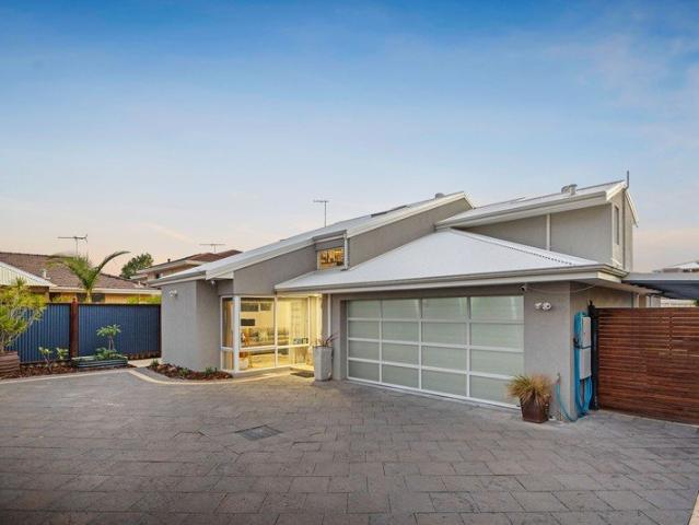 RENOVATED RETREAT IN SOUGHT AFTER SORRENTO