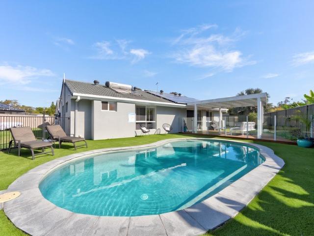 MUST BE SOLD A RENOVATED DUAL OCCUPANCY HOME ON A QUARTER OF AN ACRE!