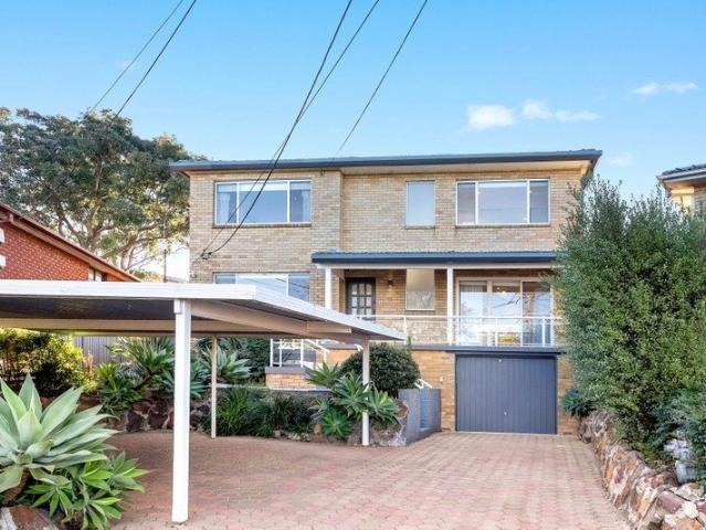 Renovated Rear North Entertainer Tucked Away in Family Friendly Cul De Sac