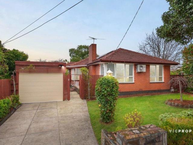 RENOVATED RED BRICK CHARM
