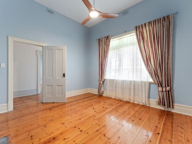 Renovated, Refined & Ready to Enjoy in Prospect