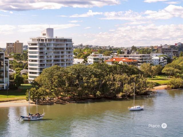 Renovated Riverfront Living with 270 Degree River, Story Bridge and City Views