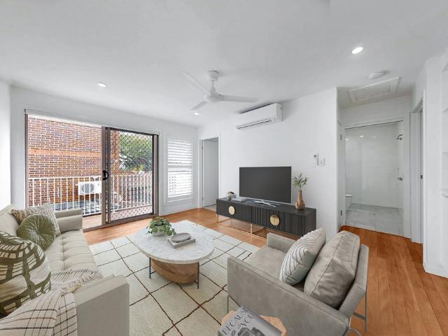 Renovated Wooloowin Retreat – Modern Living in a Prime Location