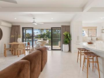 Renovated Waterfront Villa with Effortless Coastal Convenience