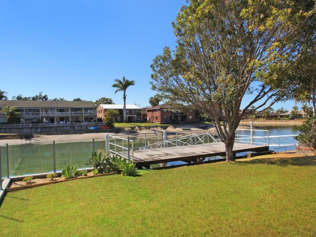 Renovated Waterfront Home!