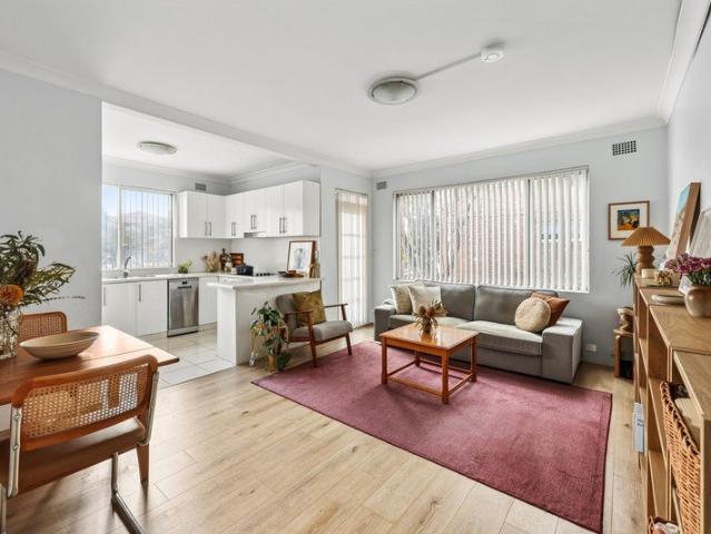 Renovated & Well Sized One Bedroom