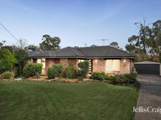 Renovated with care & a brilliant outdoor retreat