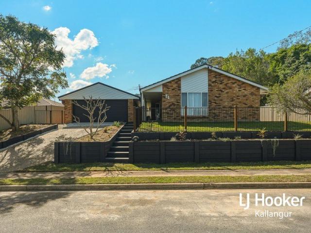RENOVATED WITH STYLE! SUPERB LOCATION