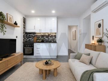 Renovated T0 1 apartment for rent in Campolide